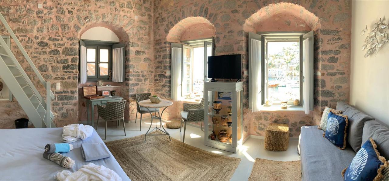 On The Port Mansion Studio 2 Hydra Экстерьер фото