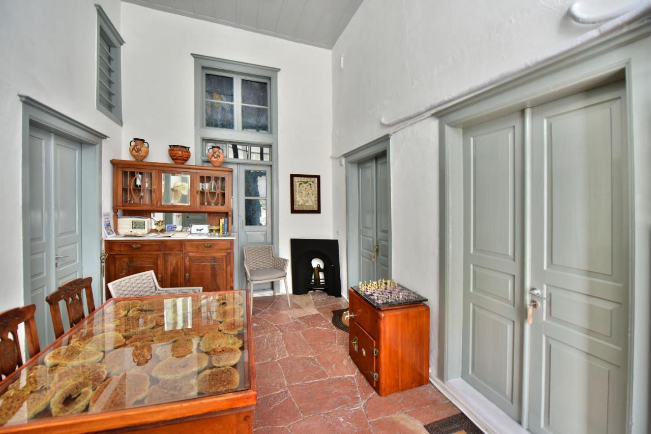 On The Port Mansion Studio 2 Hydra Экстерьер фото